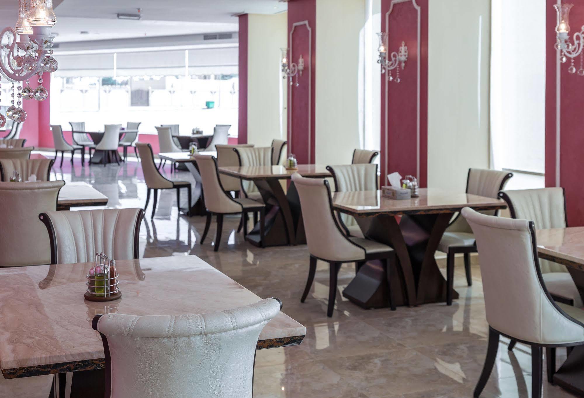 Adams Hotel Kuwait City Exterior photo
